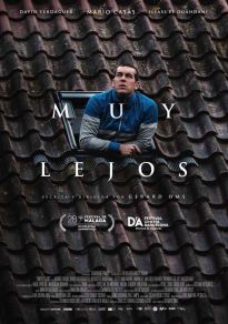 Muy lejos