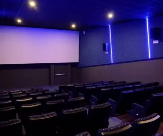 Cines Axion Playa san Juan