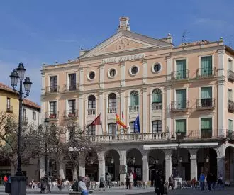 Teatro Juan Bravo