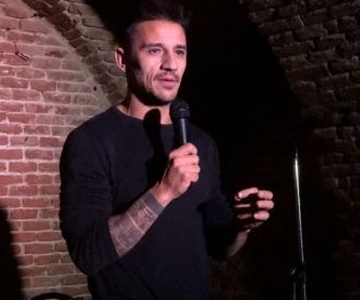 La Cueva Comedy de las aguas