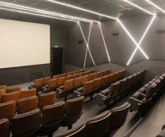 Cine Embajadores