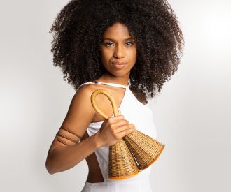 Mirla Riomar, Afrobrasileira