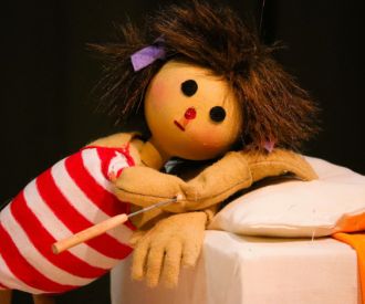 Cleo y el mar - Cia. Hilando Títeres