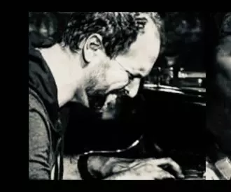 Enrique Oliver + Among3