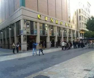 Cines Lys