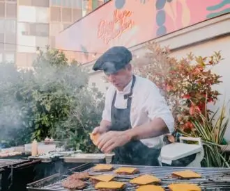 Brunch BBQ & Beer + Live Music