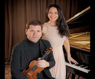 Abel Tomàs i Emma Stratton