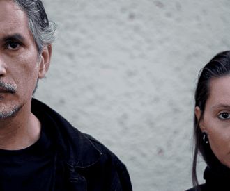 In uno spazio immenso de Abul Mogard y Grand River