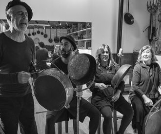 La madre que parió a la música