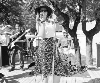 Blues con Elena & Brothers