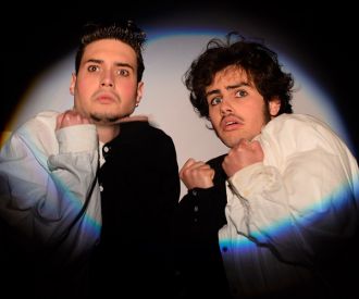 ¡Silencio, se Piensa! - Producciones El Dramaturgo