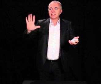 Miguel Gómez - Cajón de magia