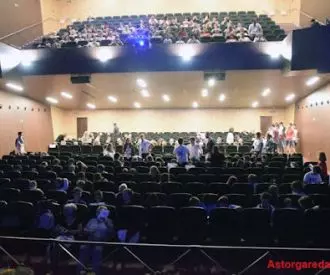 Teatro Gull&oacute;n, Astorga