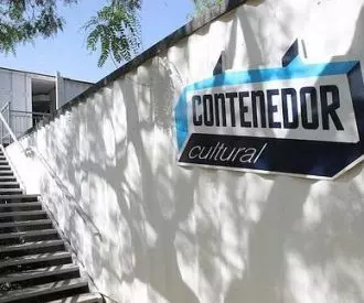 Contenedor Cultural UMA