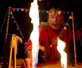 El Circo de las Pulgas - Puces Savantes