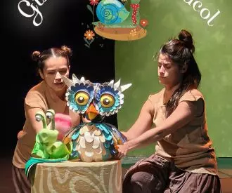 Gira el Mundo, Caracol - Teatro Arbolé