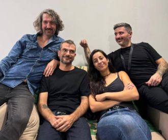 A Contrarreloj: Versiones de Estopa, Fito y El Canto del Loco