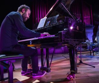 MOISÉS P. SÁNCHEZ INVENTION TRIO