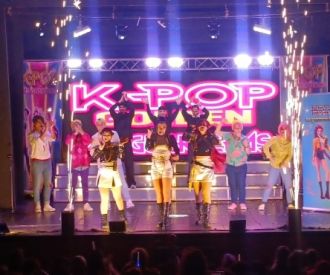 Las guerreras K-POP....  Calaf