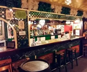 Los Juanele (Restaurante y tablao flamenco)