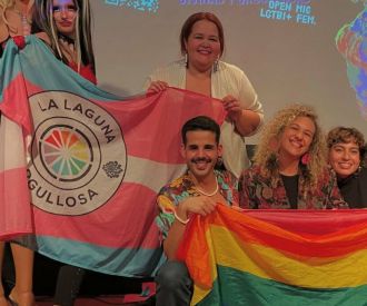 ¡Divinas y Orgullosas!