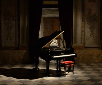 4 Genets: Friday's blues