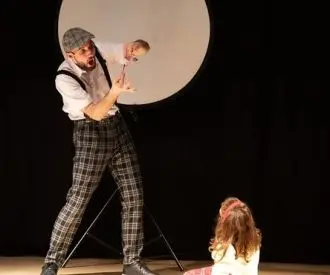 ¡Alucina Pepinillos! - Rubén Reyeros