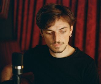 Manu Estrach