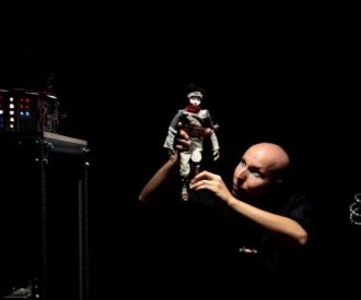 Leyenda de muñecos ciberpunk