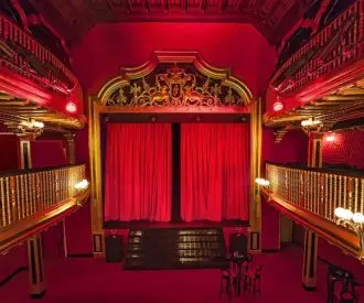 Teatro Club Magno