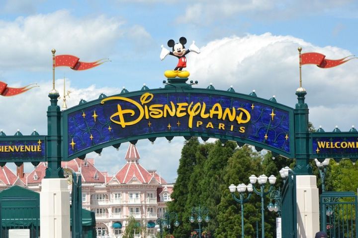 Entrada a Disneyland Entrada a Disneyland